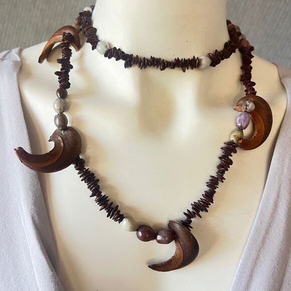 70's Vintage Necklace Hawaiian Koa Apple Seed Brown Puka Shell Tourist Lei Boho - Picture 5 of 11